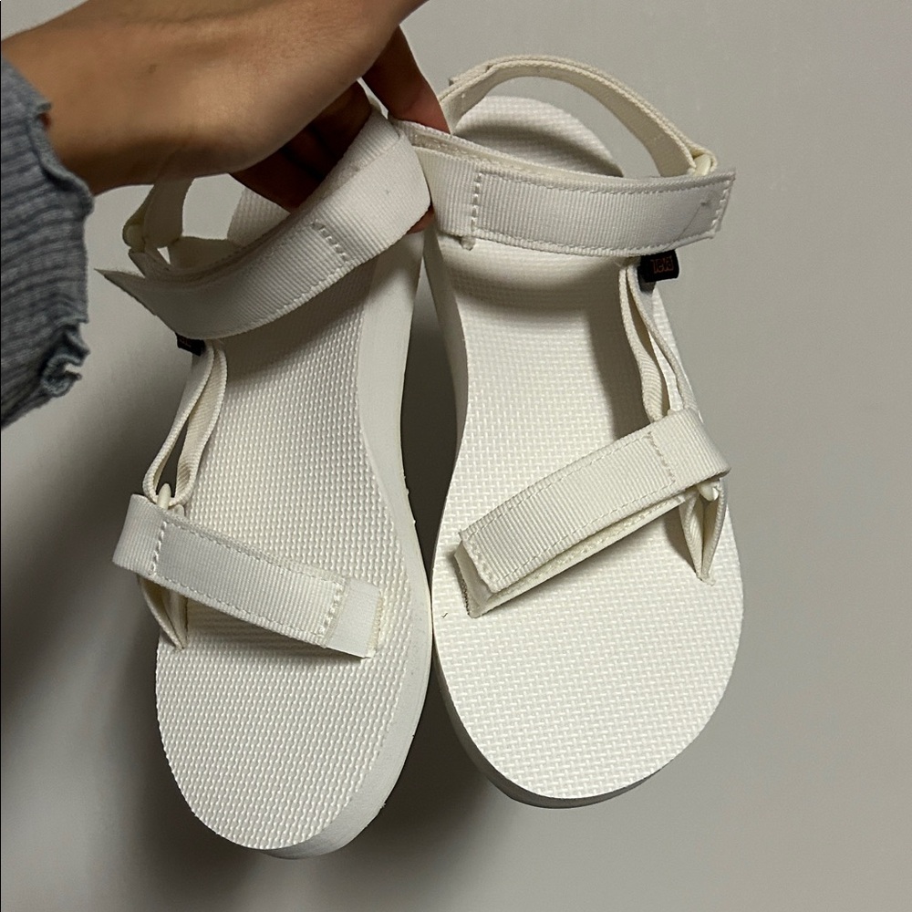 Teva Women's Sandals - Picture 2 of 4